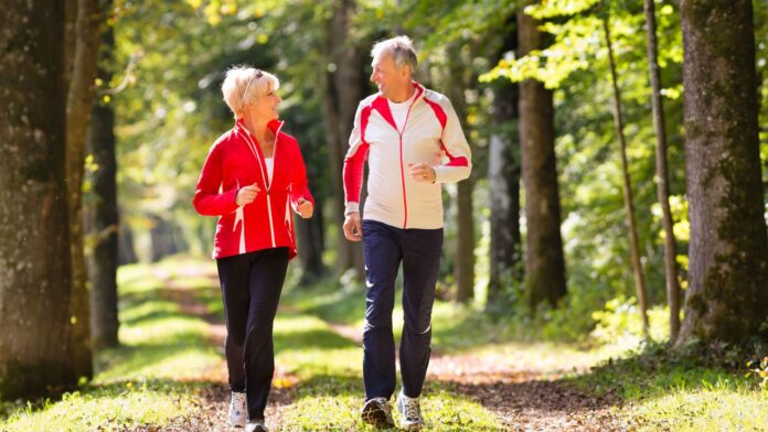 Caminar, el ejercicio que puede retrasar el deterioro cognitivo
