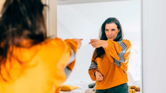 Conoce los efectos de pensar en voz alta, según estudios