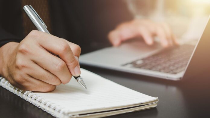 Escribir a mano o teclear - Neuroweb